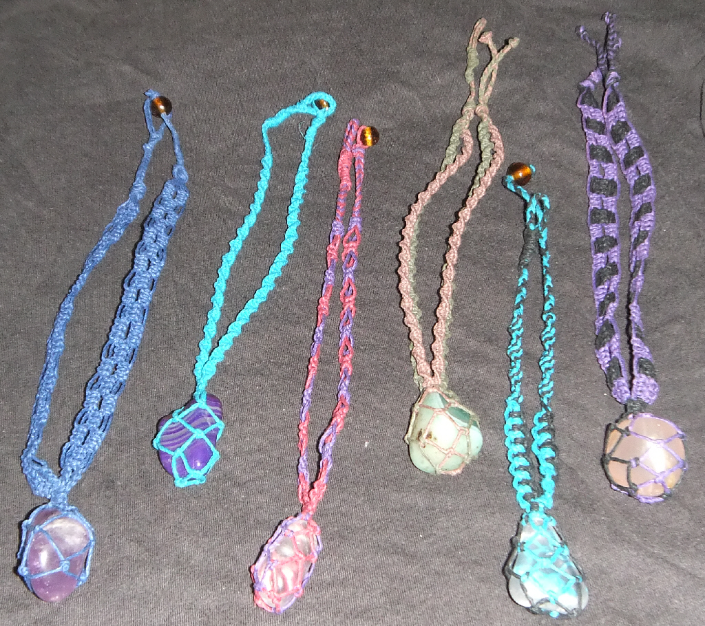 Doğal taşlı minimal kolye